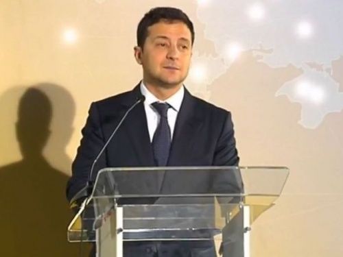 Владимир Зеленский в Мариуполе: 80% украинцев хотят прекращения огня в Донбассе (ВИДЕО)