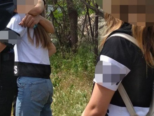 Любовь зла: в Мариуполе нетрезвую девочку спасли от суицида (ФОТО)