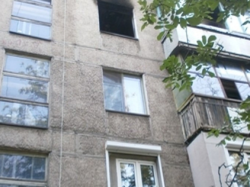 80-летняя мариупольчанка получила ожоги из-за пожара в квартире