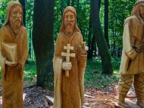 Мариупольские археологи исследуют средневековые поселения в Словакии (ФОТО)