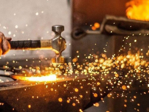 В Мариуполе детские рисунки превратят в кованые скульптуры