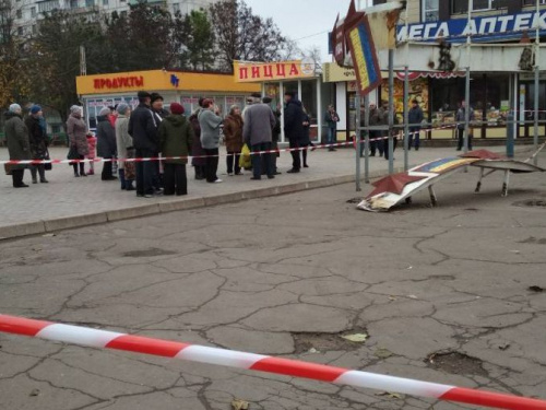 Снос памятника городам-героям в Мариуполе приостановлен (ФОТО)