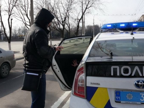 Прощальная записка несовершеннолетнего мариупольца мобилизовала патрульные наряды
