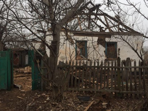 Аброськин показал последствия вчерашнего обстрела Авдеевки (ФОТО)