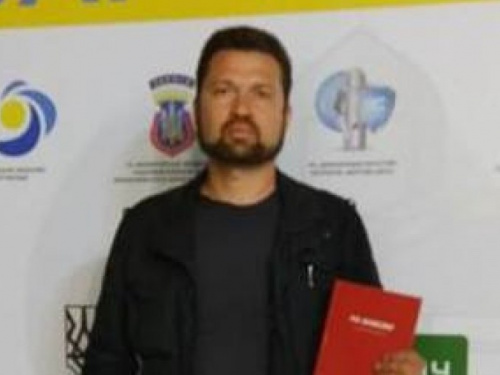 Поэт мариупольского проекта «ПО ЖИВОМУ» выступил на Первом всеукраинском фестивале 