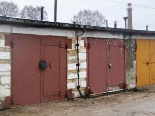 В Мариуполе начнут борьбу с незаконно построенными гаражами (ВИДЕО)