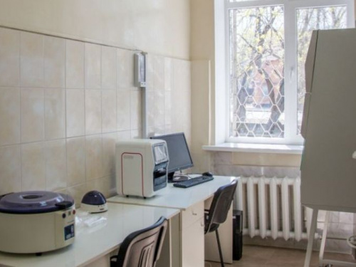 В Мариуполе готовятся тестировать COVID-19 в новой ПЦР-лаборатории