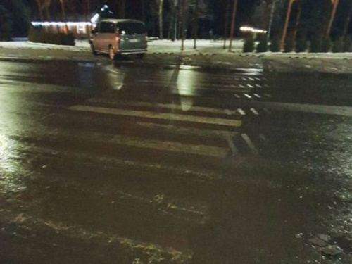 Водитель из Мангуша сбил пенсионерку и сбежал с места ДТП (ФОТО)