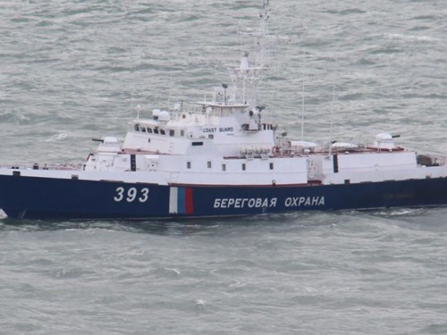 От берегов Мариуполя морская авиация отогнала корабль РФ (ФОТО)