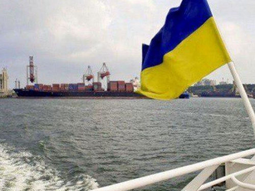 В Азовском море находится минимальное количество судов под украинским флагом