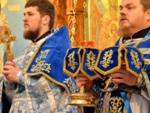 Богослужение в Мариуполе: Собор Архистратига Божия Михаила (ПРЯМАЯ ТРАНСЛЯЦИЯ)