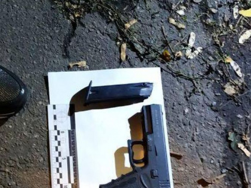 В Мариуполе местный житель устроил стрельбу (ФОТО)