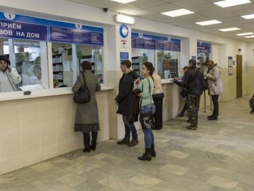 В мариупольской больнице появился первый медицинский инфобокс за 65 тысяч гривен
