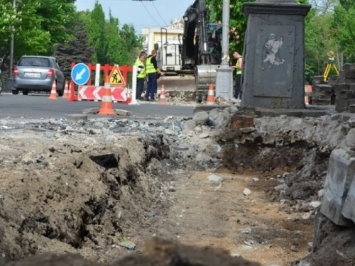 Реконструкция проспекта Мира в Мариуполе пройдет в несколько этапов (ФОТО)