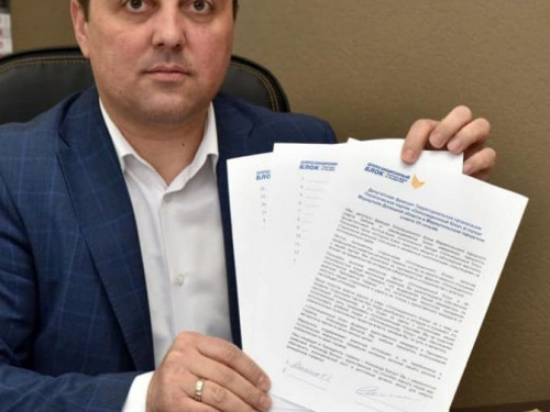 Бойко не имеет никакого отношения к «Оппозиционному блоку», - депутаты Мариуполя