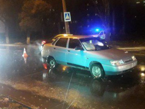 В Мариуполе автомобиль сбил человека (ФОТО)