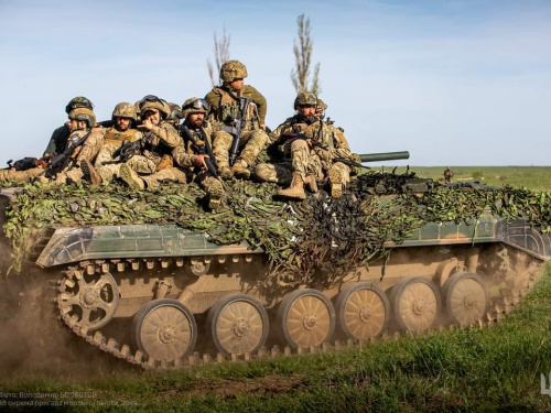 Окупанти підуть у штурми з новою силою до прибуття допомоги США
