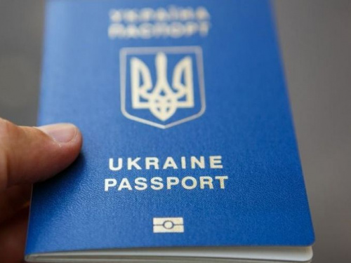 Новый год с новыми притеснениями: на неподконтрольной части Донетчины принуждают менять документы