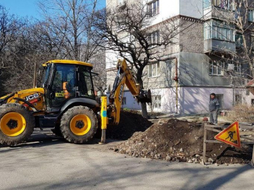 «Работаем и в карантин, и в военное время»: в Мариуполе планируют заменить свыше 40 км водопроводных сетей (ФОТО)