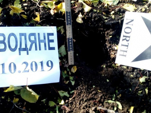 Поселок под Мариуполем обстреляли из запрещенного вооружения (ФОТО)
