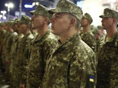 Украинским военным существенно снизили сумму выплат