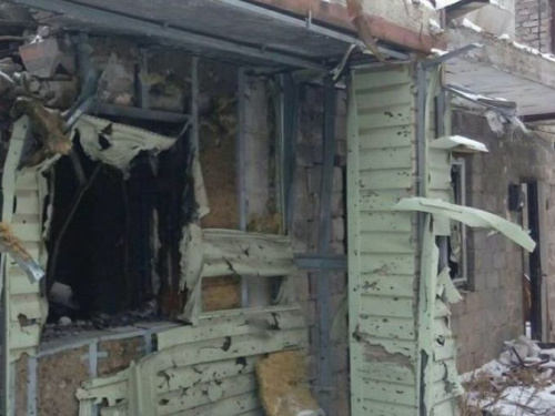 ОБСЕ: В поселке под Мариуполем  артиллерия калибра 152 мм разрушила дома