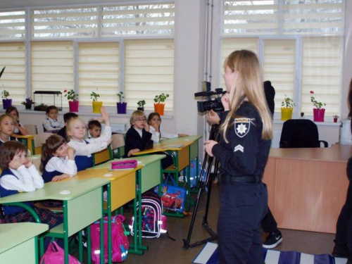 В мариупольских школах будет преподавать полиция (ФОТО)