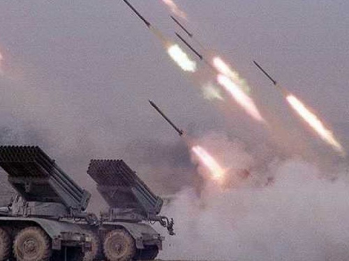 Боевики накрыли огнем из ствольной артиллерии и тяжелых минометов поселки под Мариуполем