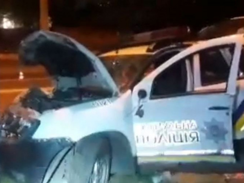 В Мариуполе полицейский автомобиль протаранил «Шкоду» (ФОТО+ВИДЕО)