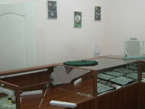 В Мариуполе осудили банду налетчиков на ювелирку (ФОТО)