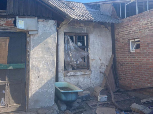 Росіяни жорстоко обстріляли Торецьк на Донеччині  – є загиблий та поранені