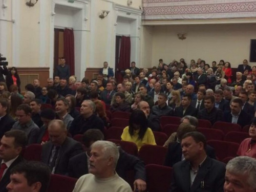Мариуполь купит квартиры семье погибшего сотрудника СБУ и семье спасателя ГСЧС