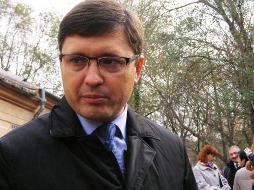 Мэр Мариуполя отчитал медиков за халатность в исполнении обязанностей