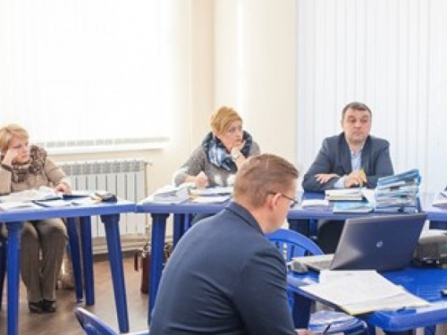 На месте пустыря в Мариуполе появится сквер площадью 7 тыс. кв. м?