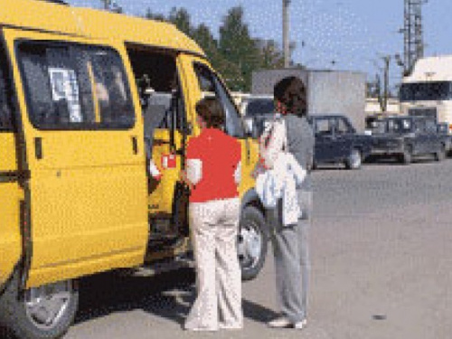 На праздники в Мариуполе увеличат количество маршрутных такси