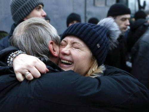 Убийство и теракты в Мариуполе: кого Украина вернула России