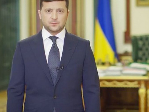 Кто получит дополнительные выплаты и что будет с вернувшимися на родину украинцами: Зеленский выступил с обращением (ВИДЕО)