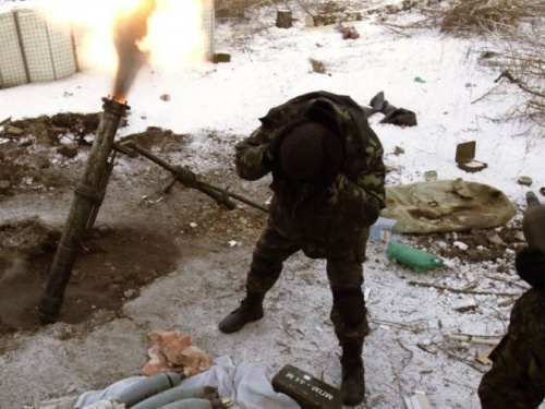 В окрестностях Мариуполя произошел вооруженный инцидент с применением минометов
