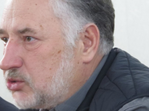 Общественные слушания по вопросам выбросов в Мариуполе закончились компромиссом (ФОТО + ВИДЕО)