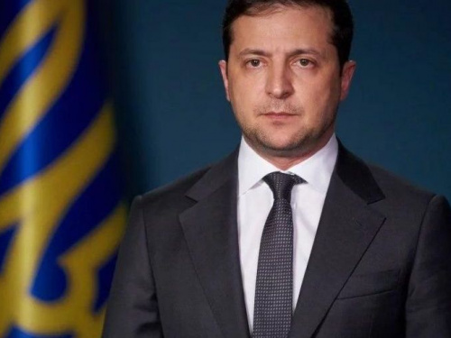 Владимир Зеленский обратился к украинцам в связи с  чрезвычайной ситуацией в стране (ВИДЕО)