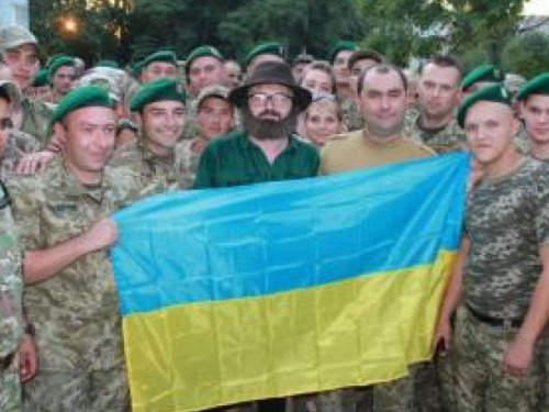 Перед пограничниками в зоне АТО выступил «DZIDZIO»