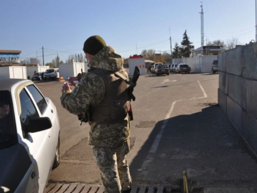 КПВВ «Гнутово» вблизи Мариуполя открыли после реконструкции