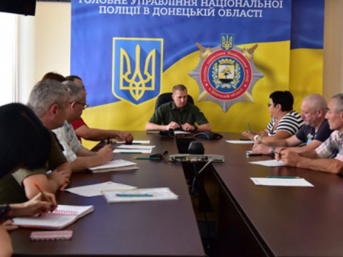 Пикет у прокуратуры в Мариуполе – это провокация или борьба с коррупцией?