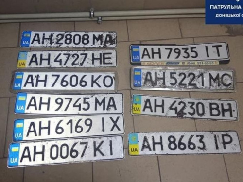 В Мариуполе водители «утопили» на дорогах автономера: где можно забрать знаки