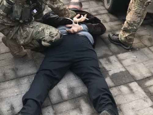СБУ обезвредила в Донецкой области вооруженных рэкетиров (ФОТО)