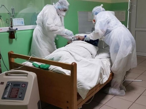 За сутки в Украине выявили более 13 тысяч пациентов с COVID-19