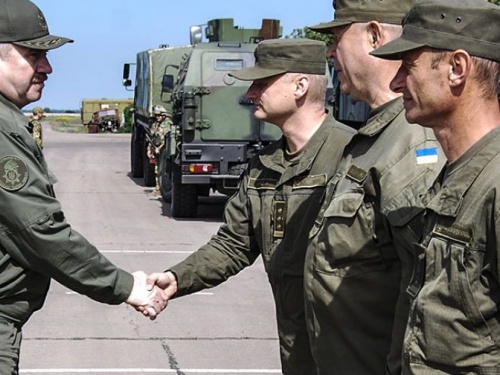 Подразделения Нацгвардии под Мариуполем проверили на боевую готовность (ФОТО)
