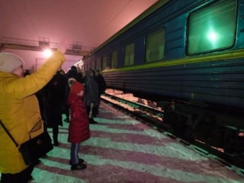 Детям, проживающим на линии разграничения в Донбассе, подарили отдых в Карпатах (ФОТО+ВИДЕО)
