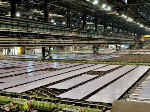 Для металлургов в Мариуполе установили 2,2 тысячи LED-светильников (ФОТО)