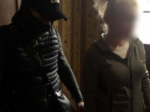 30 тысяч долларов за мужа: жительница Донетчины заказала киллеру своего супруга